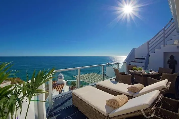 Casa Chanel - Ocean Front With Rooftop Spa Jacuzzi Albufeira Holiday home