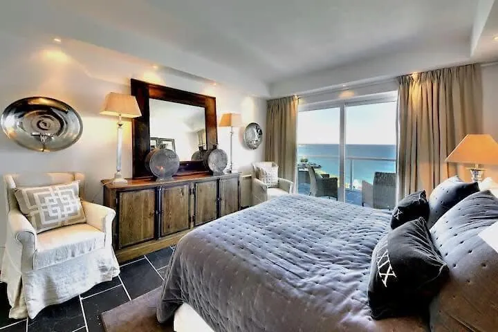 Casa Chanel - Ocean Front With Rooftop Spa Jacuzzi Albufeira 0*,